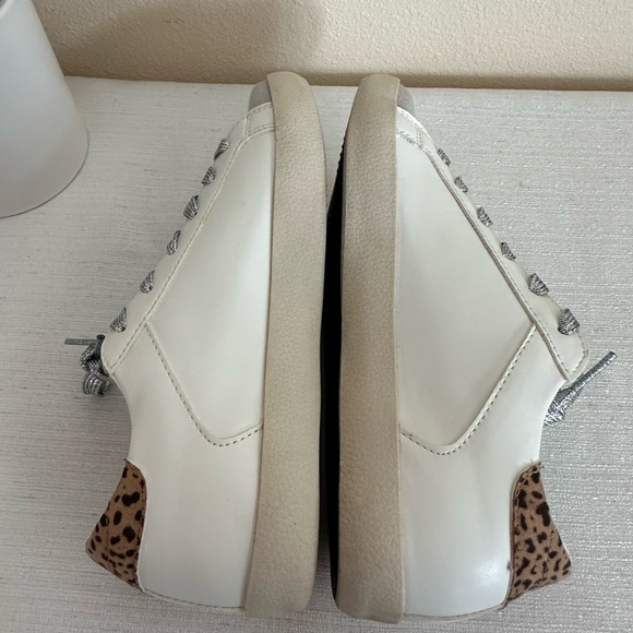 JF Zaylee White /Gray Sninny Lace Up Sneakers Woman’s 6 - Picture 8 of 12